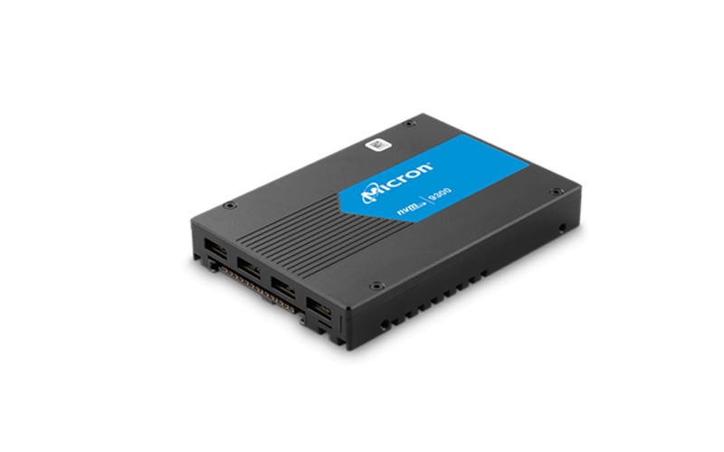 Micron 9300 Micron 9300
