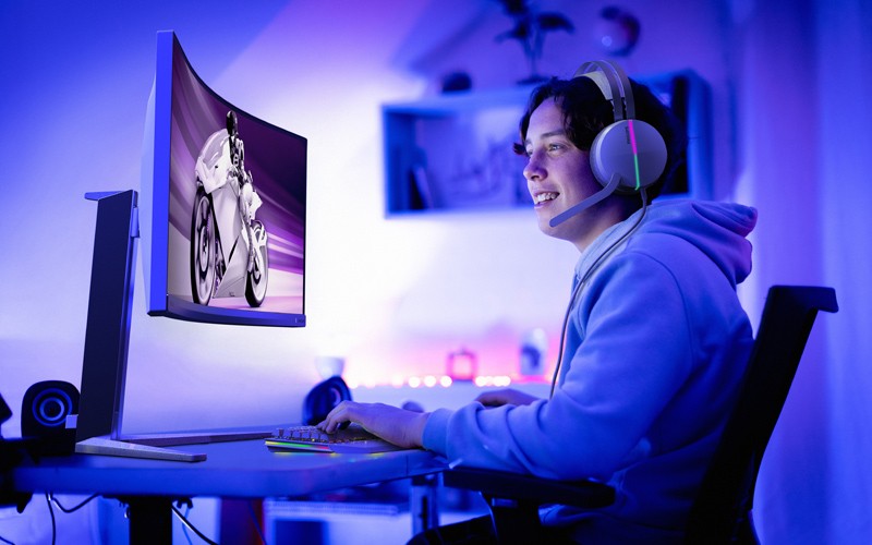 Gaming monitors in use